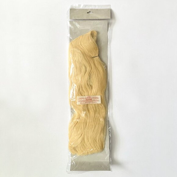 Blonde Long Wig Adult Yellow Taylor Swift Halloween Costume Prep Preppy Romantic - Picture 2 of 7